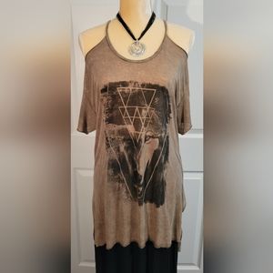 Mystic Wolf cut out T-shirt size OS